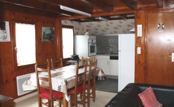 cf702073-363b-4d3f-b011-29b988a6c36d.c10