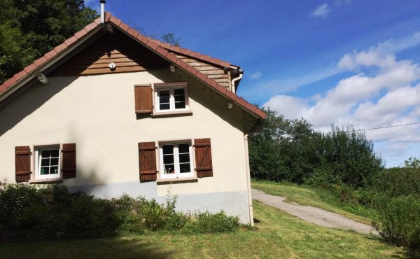 9d9180d6-06fc-4a76-b48a-82dd0e9d23e5