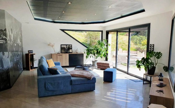 received_207821692214661