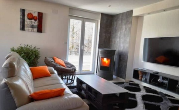 a7a0036d-aa1a-4cc2-94a9-d8e308d64736