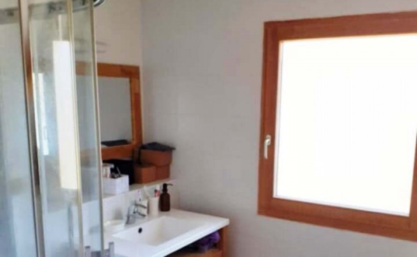 23d1a379-833e-469f-bda6-2258043ac12a