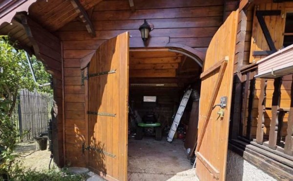 815f827d-c247-469c-8687-aa1594721388 815f827d-c247-469c-8687-aa1594721388