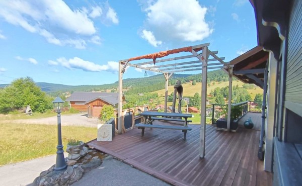 a830e607-2095-4441-b650-7f60783c792d