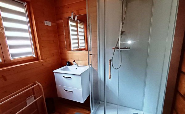 5ace2d19-53b1-4107-8323-016a6e638d92 (1)