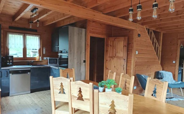 7c774ded-edae-4c40-b454-4bdc4781fd97