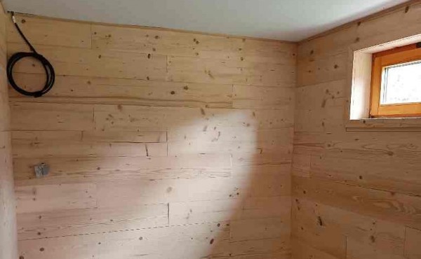 badaf722-20f4-4dc6-80d9-f8ee5c01bdfc