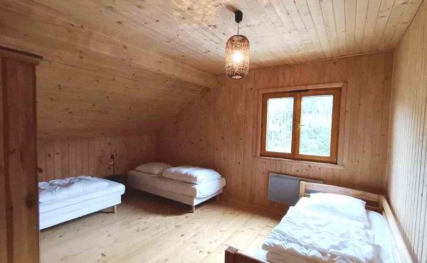 bf5f63d8-0c13-4c03-a512-e63145135aab