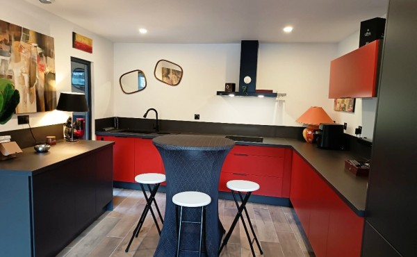 a881fc5b-e495-415c-9a71-d700cf5ac768