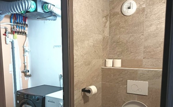 a5931801-ed24-45f6-a974-94611ab6dcc8