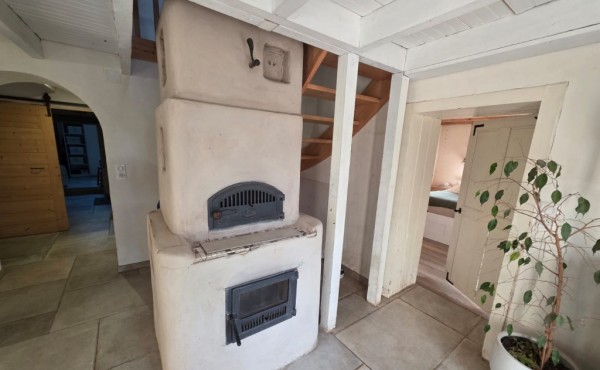 08127b7b-f26a-40e9-b938-09f48ef3b43a