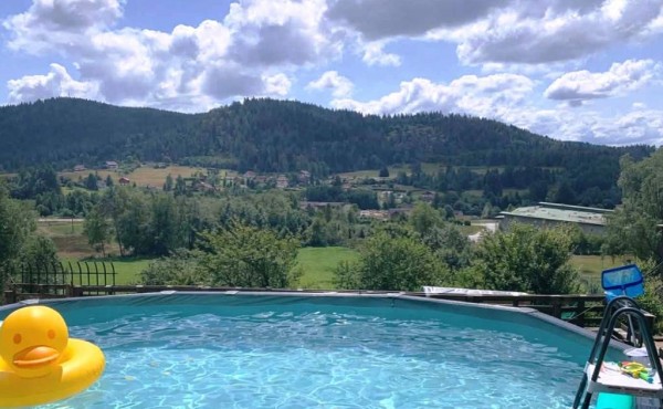 b48d2180-264f-40fb-9c8c-699f9d121fef