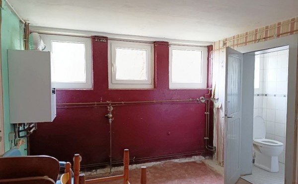 bb4d9106-b4e6-4e6c-a15f-23c8d7140a0a