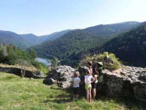 balades-en-famille-dans-le-massif